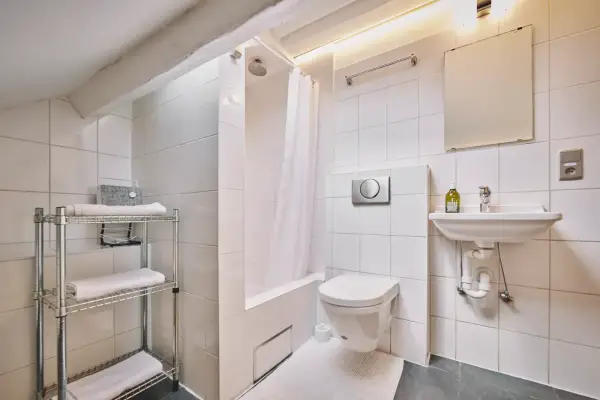 The Legacy and The Classic hostels in Brussels