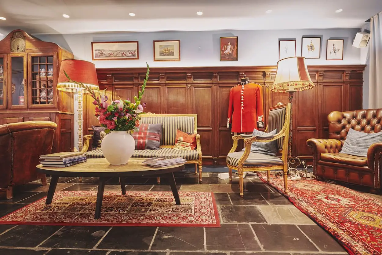 Private-room interior with classic Brussels character at The Classic Private Rooms